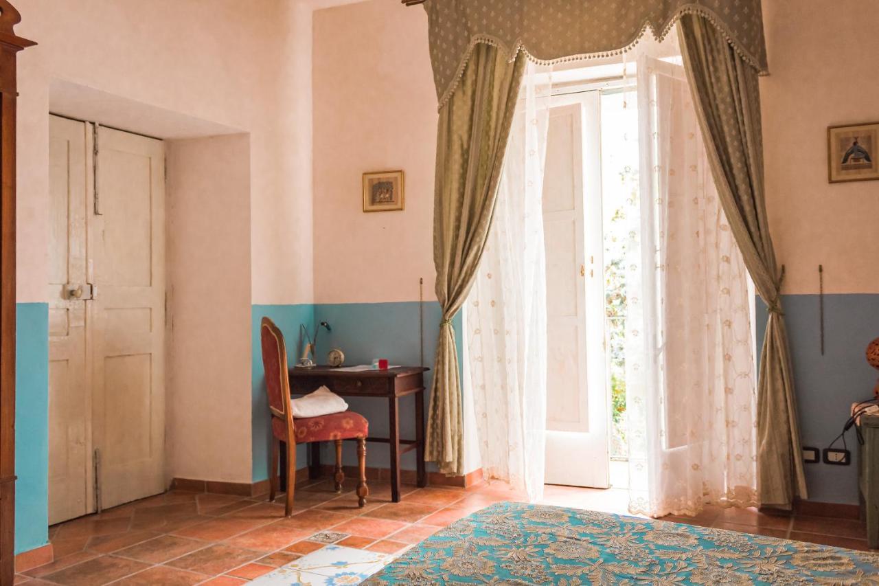 Palazzo Pascale Bed & Breakfast Casal Sottano Exterior photo